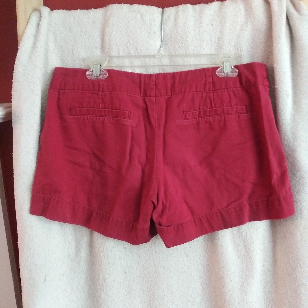 Shorts - Picture 2 of 3